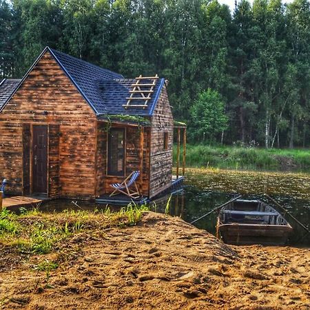 Heather Hut, Off-Grid Cottage On A Pond+2 Ha Darzkowo Kültér fotó