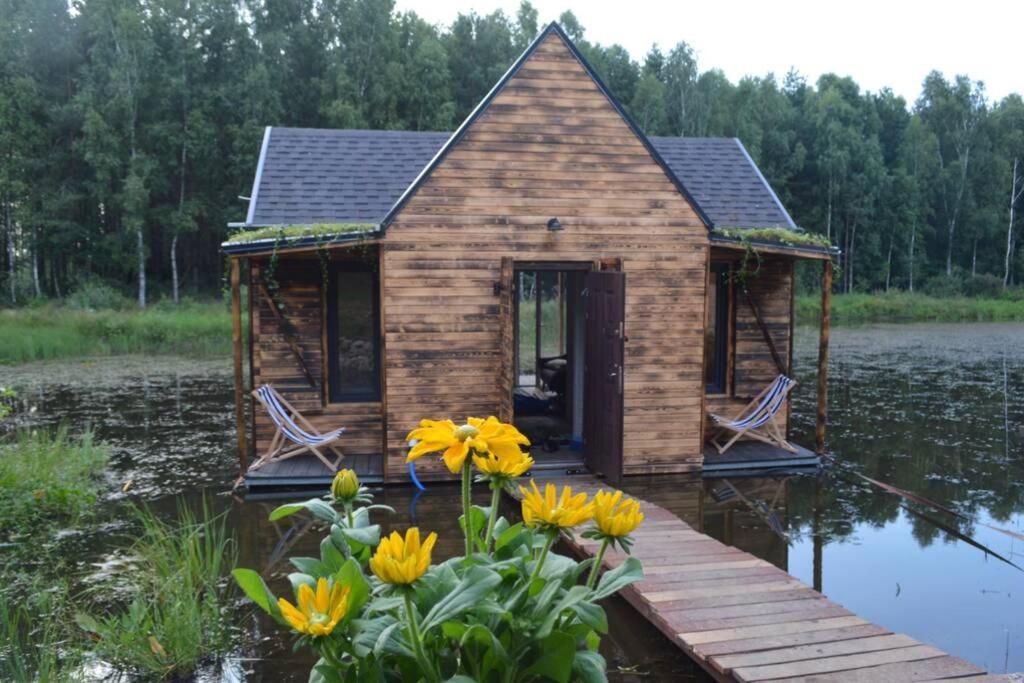 Heather Hut, Off-Grid Cottage On A Pond+2 Ha Darzkowo Kültér fotó